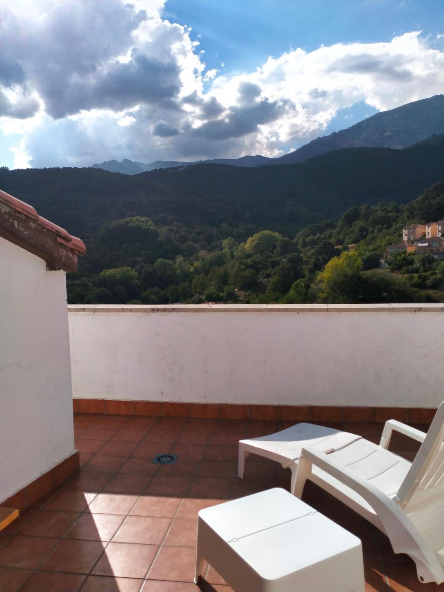 Enjoy Gredos Villa El Arenal  Oda fotoğraf